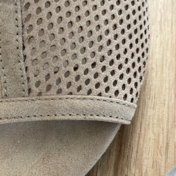 Unisa Unipalo women’s mesh block heel booties sandals, size 8.5 - Picture 2 of 10